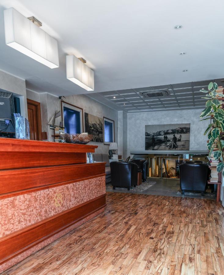 Albergo Celeste 세스트리레반떼 외부 사진
